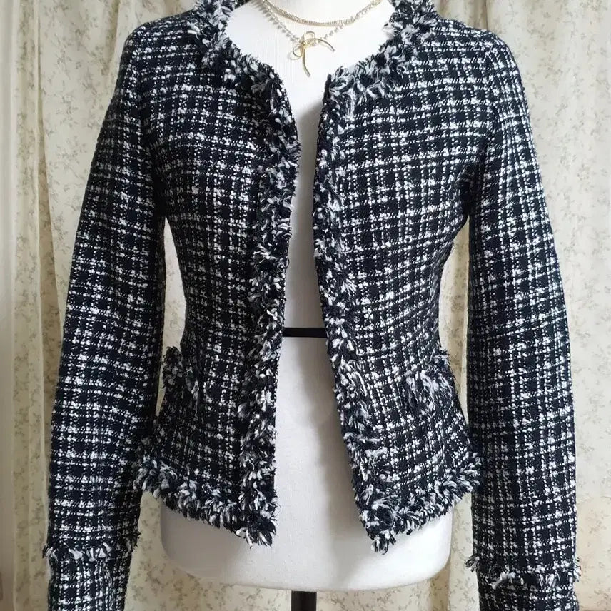 [BUNJANG] Vintage Black and White Tweed Jacket / [일본빈티지] 블랙 화이트 트위드 자켓 여성용