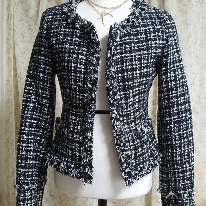 [BUNJANG] Vintage Black and White Tweed Jacket / [일본빈티지] 블랙 화이트 트위드 자켓 여성용