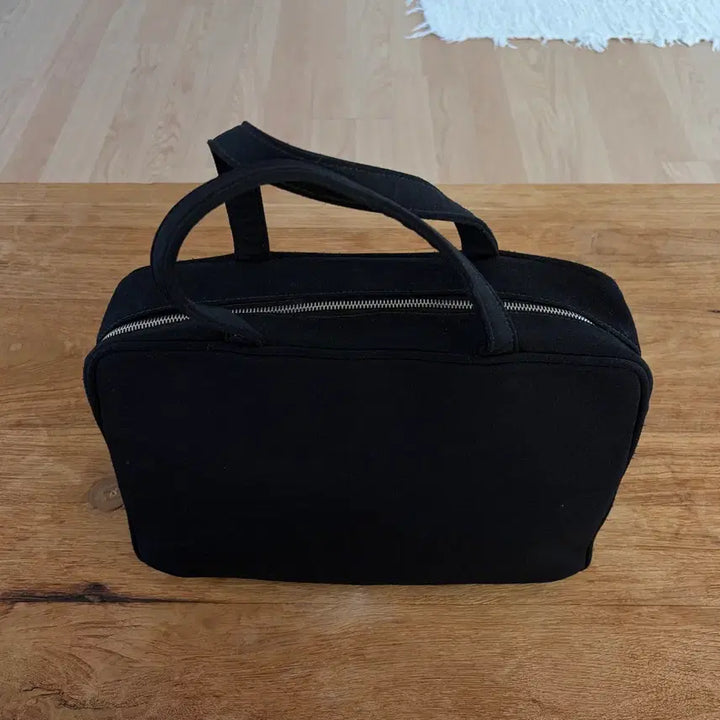 [BUNJANG] Miu Miu Square Tote Bag / 미우미우 스퀘어 토트백