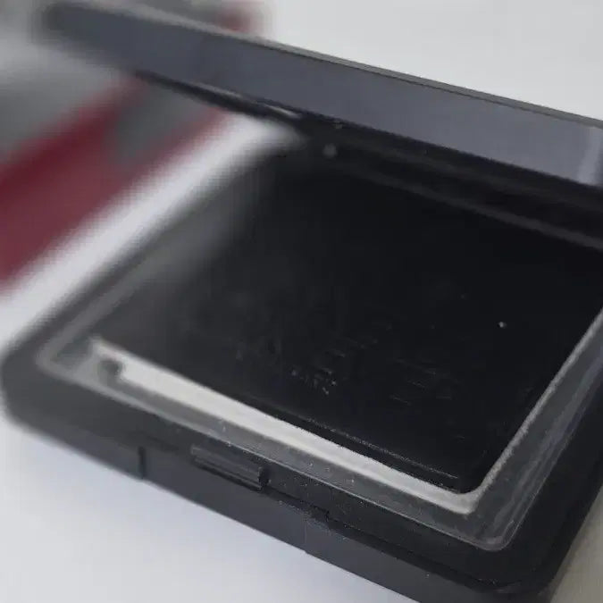 [BUNJANG] Makeup Forever UHD Powder (Renewal Version) / 메이크업포에버 UHD 파우더 투명(리뉴얼 버전)