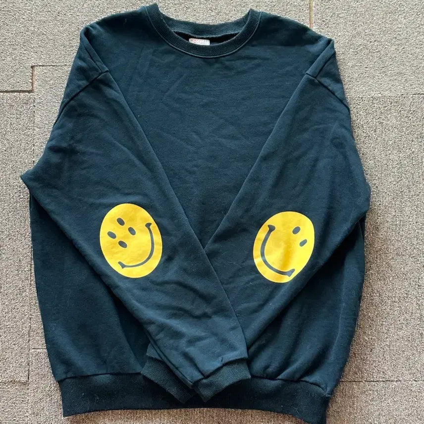 [BUNJANG] Capital Crewneck Sweatshirt / 캐피탈크루넥 맨투맨