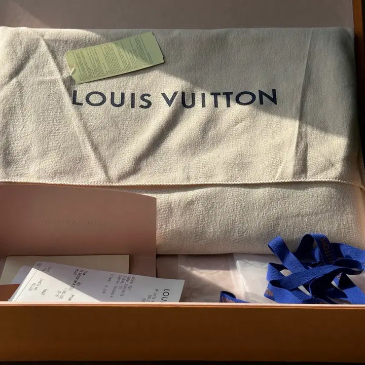 [BUNJANG] Louis Vuitton Discovery Pochette Monogram Eclipse Clutch / (새상품급) 루이비통 디스커버리 포쉐트 모노그램 이클립스 클러치