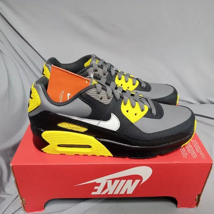 [BUNJANG] Nike Air Max 90 Sneakers / (새제품)나이키 90맥스 240
