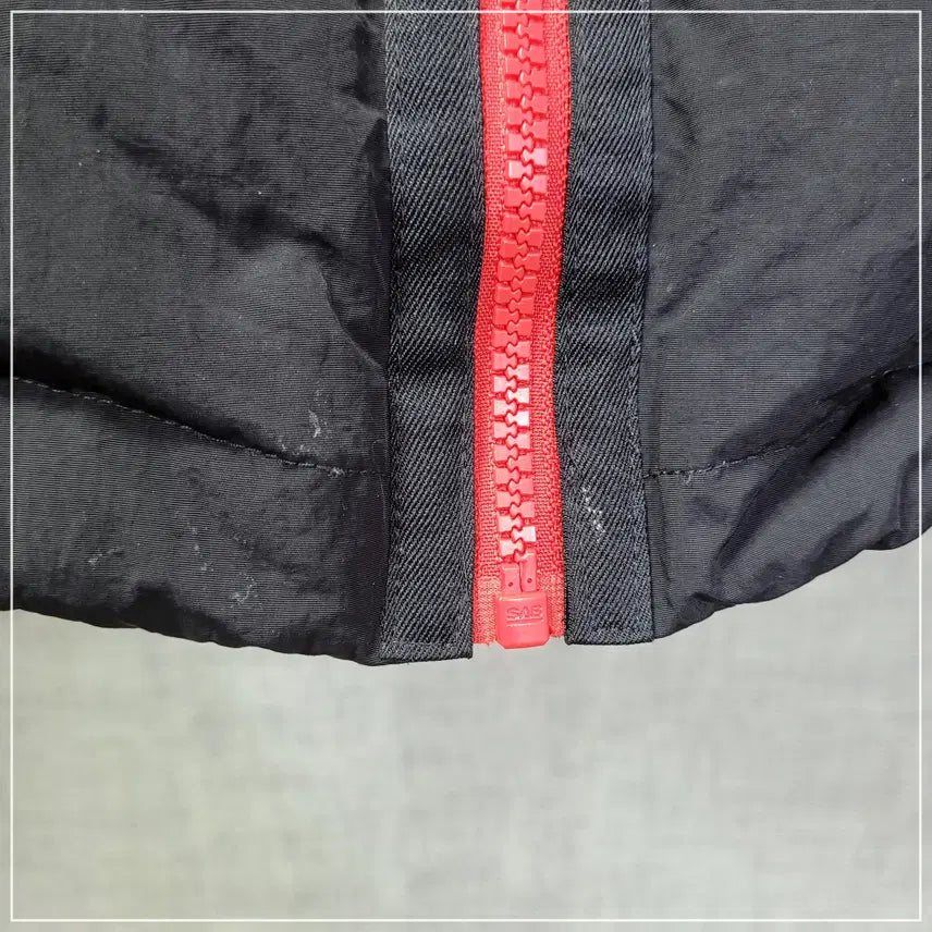 [SOLD OUT] 5e. 나이키조던 블랙 레드로고 다운패딩 키즈170