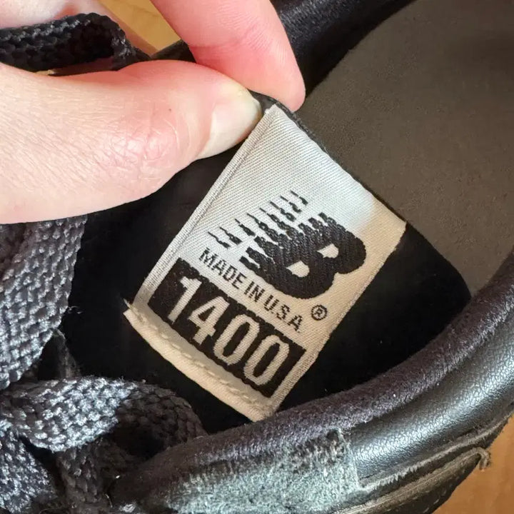 [BUNJANG] New Balance 1400 Black Shoes / 뉴발란스 1400 블랙 240-245mm