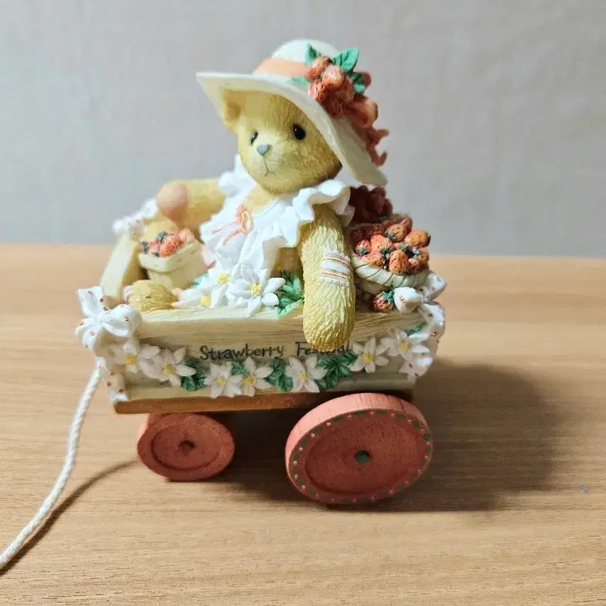 [BUNJANG] Cherished Strawberry Cart / 체리쉬드 딸기 수레