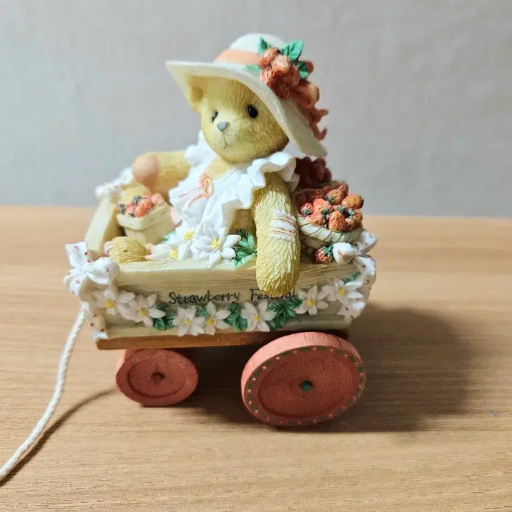 [BUNJANG] Cherished Strawberry Cart / 체리쉬드 딸기 수레