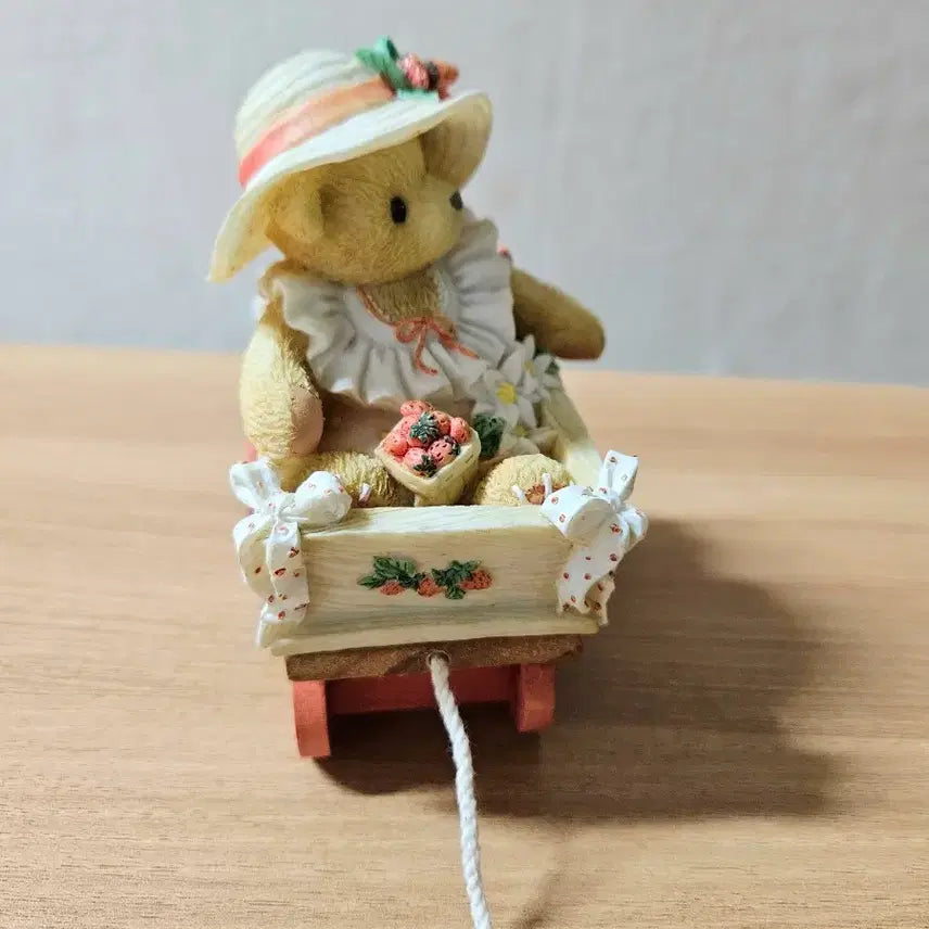 [BUNJANG] Cherished Strawberry Cart / 체리쉬드 딸기 수레