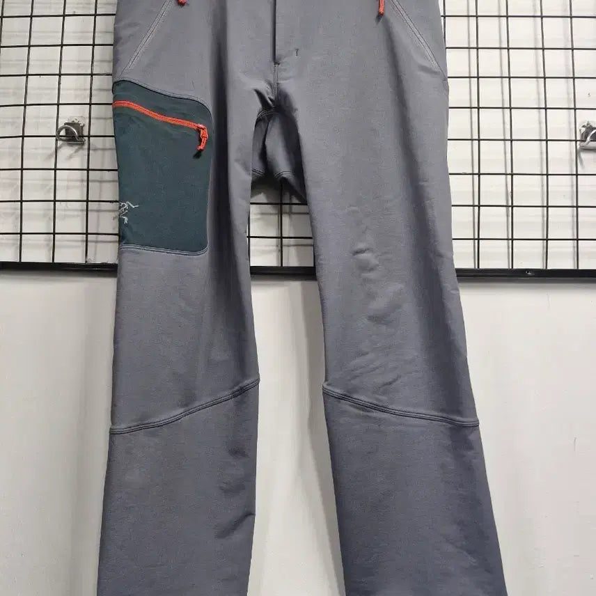 [BUNJANG] Arc'teryx Gamma AR Pants Grey / 100-105XL 아크테릭스 감마 AR 팬츠 그레이
