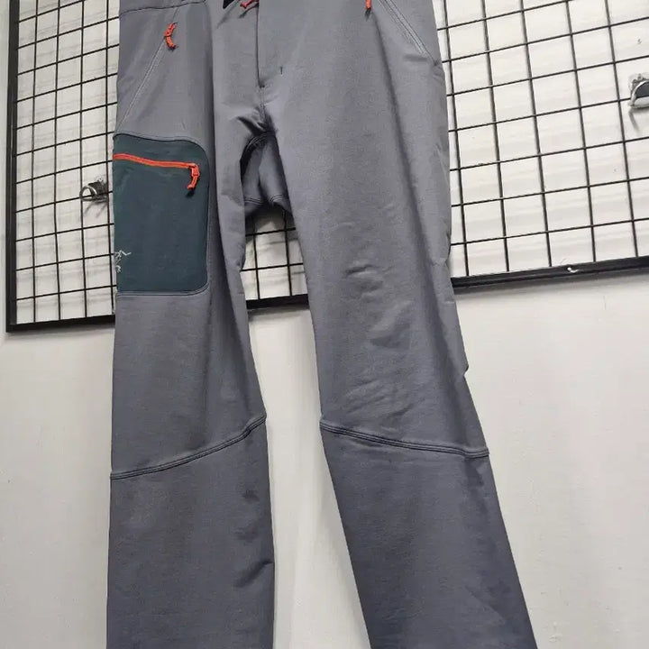 [BUNJANG] Arc'teryx Gamma AR Pants Grey / 100-105XL 아크테릭스 감마 AR 팬츠 그레이