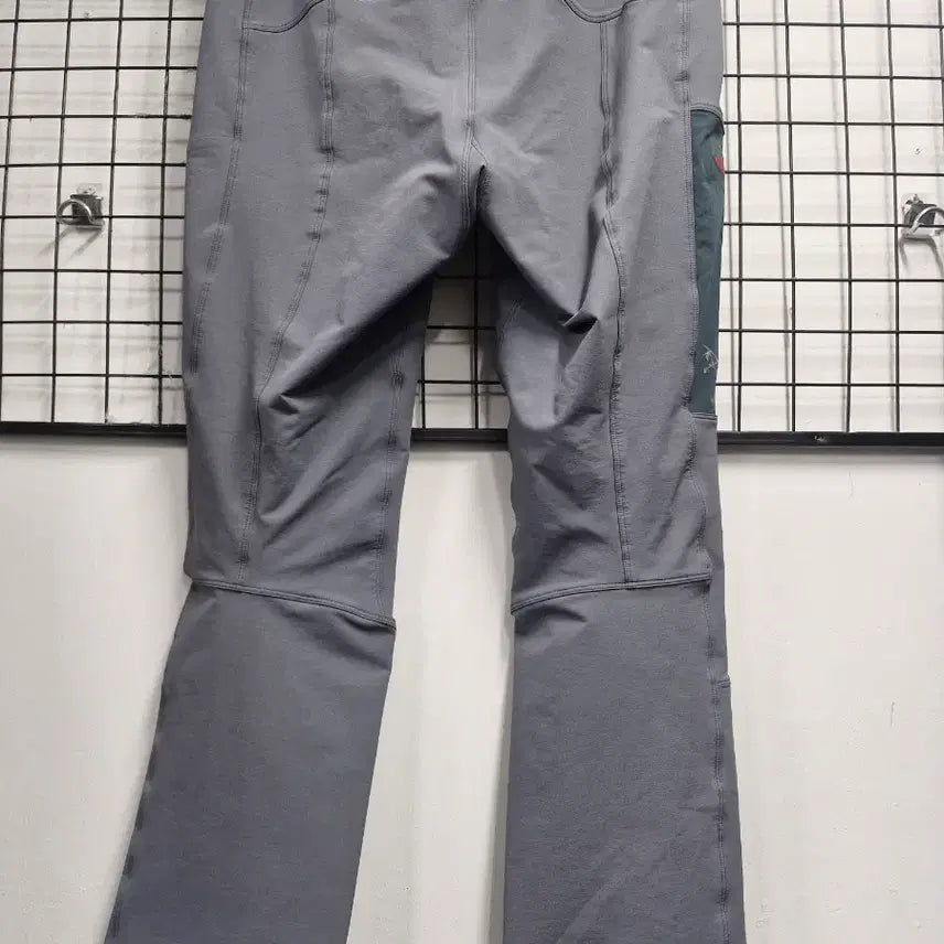 [BUNJANG] Arc'teryx Gamma AR Pants Grey / 100-105XL 아크테릭스 감마 AR 팬츠 그레이