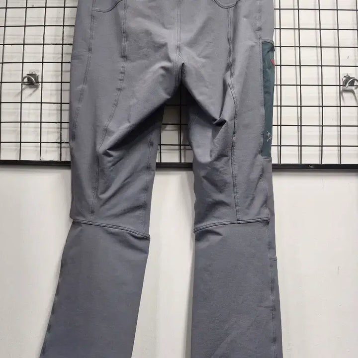 [BUNJANG] Arc'teryx Gamma AR Pants Grey / 100-105XL 아크테릭스 감마 AR 팬츠 그레이