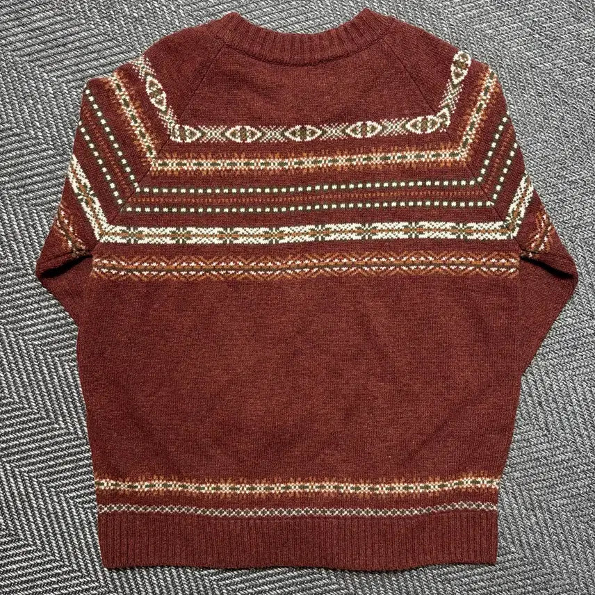 [SOLD OUT] 부기홀리데이 패턴 브라운 울니트(M)