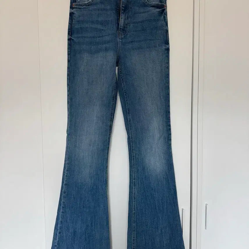[BUNJANG] ZARA Bootcut Jeans EUR 36 / 자라 부츠컷 청바지 EUR 36 (키큰분추천)