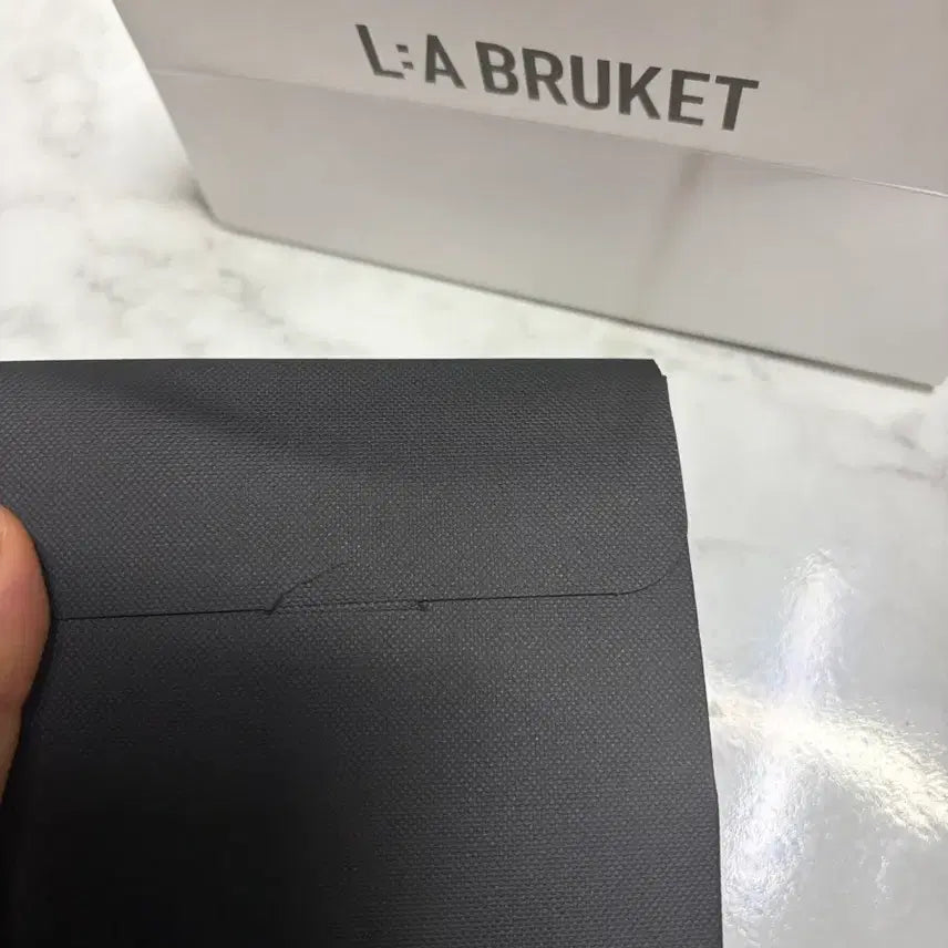 [BUNJANG] La Bouquette Lip Balm / 라부르켓 립밤