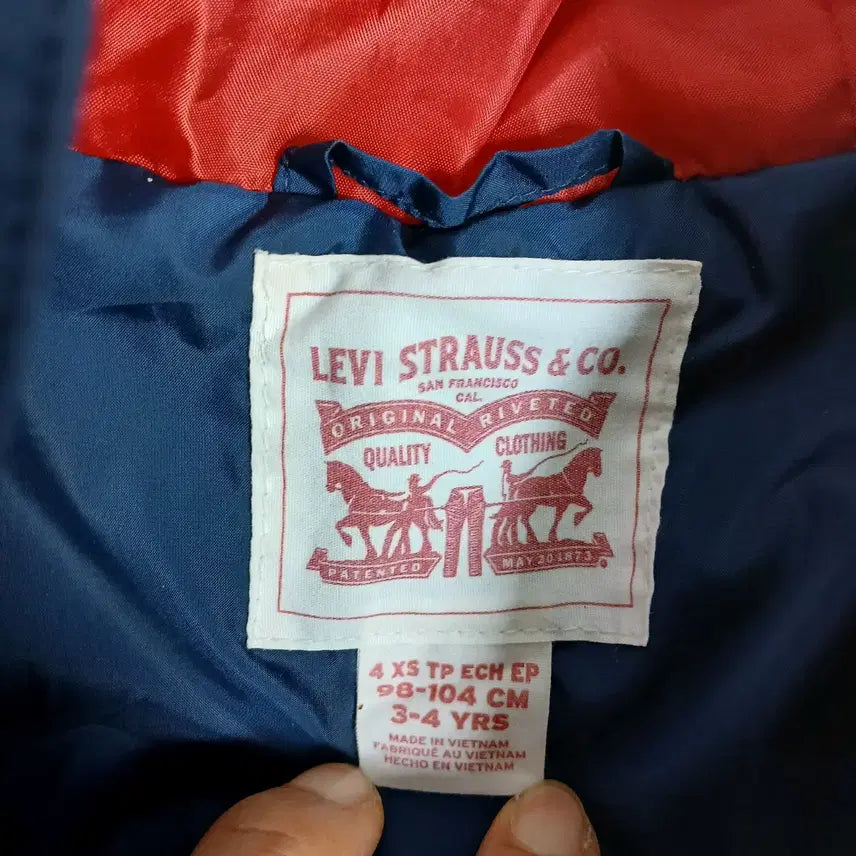 [BUNJANG] Levi's Kids Navy Long Padding (3-4 years old) / 리바이스 키즈 롱패딩 네이비(3~4세/신장98~104)