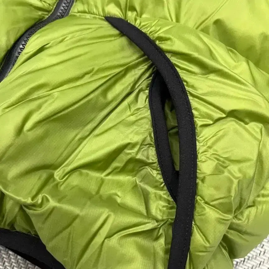 [BUNJANG] Helios Feathered Friends Hooded Down Jacket / 페더드 프렌즈 헬리오스 구형 그래스 우모 후드 패딩 다운