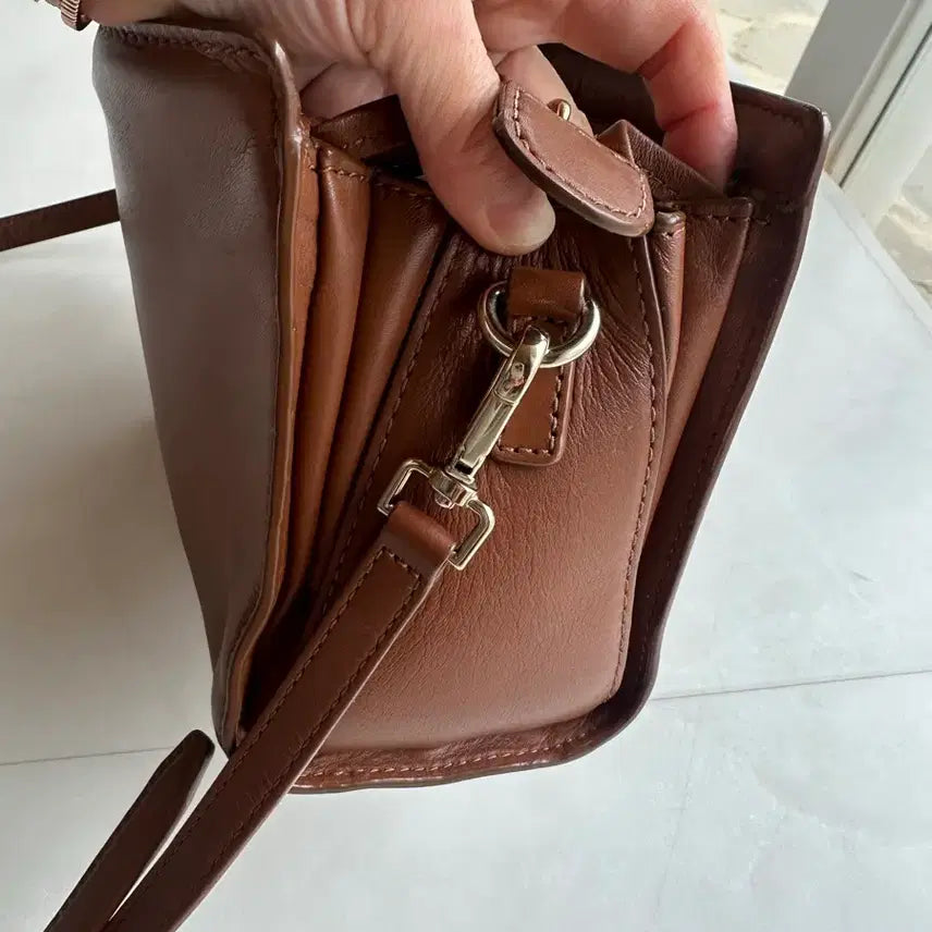 [BUNJANG] Sandro Leather Crossbody Bag / 산드로 가죽크로스백