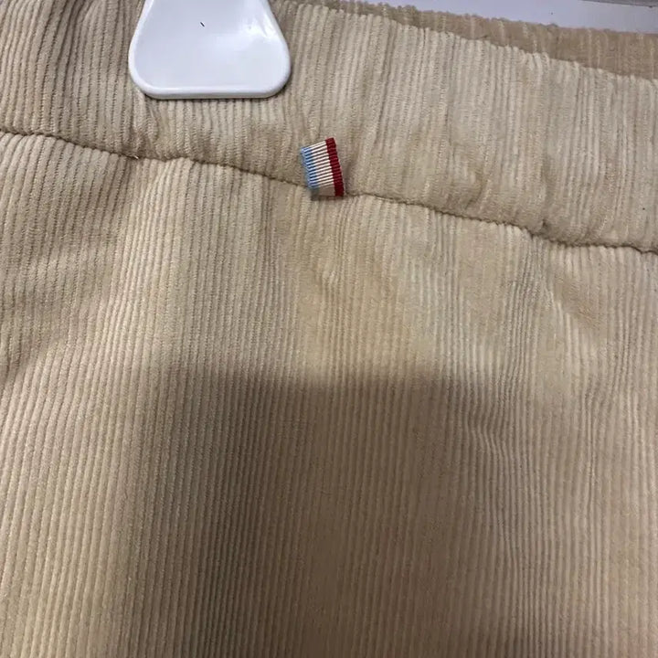 [BUNJANG] Moncler Corduroy Jogger Regular Fit Pants / 새상품) 몽클레어 코듀로이 조거 세미 와이드 레귤러 팬츠 30-32