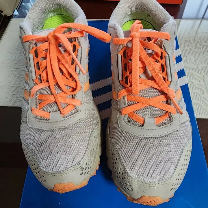 [BUNJANG] Adidas Women's Sneakers (Orange, Size 230) / 아디다스 여성 운동화 230 오렌지 포인트