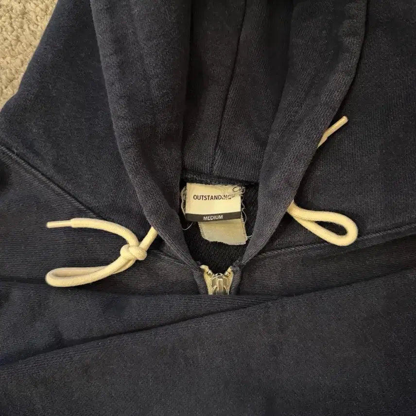 [BUNJANG] Outstanding Zip-Up Hoodie Navy / [판매] 아웃스탠딩 후드짚업 네이비