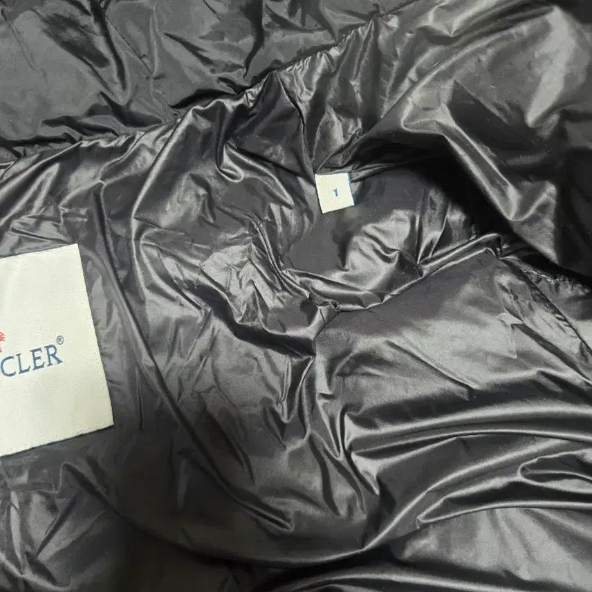 [BUNJANG] Moncler Women's Black Padded Coat Size 1 / 몽클레어 정품 여성 블랙 패딩 코트/1싸이즈