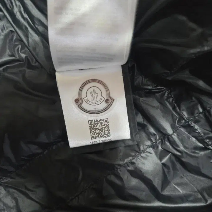 [BUNJANG] Moncler Women's Black Padded Coat Size 1 / 몽클레어 정품 여성 블랙 패딩 코트/1싸이즈