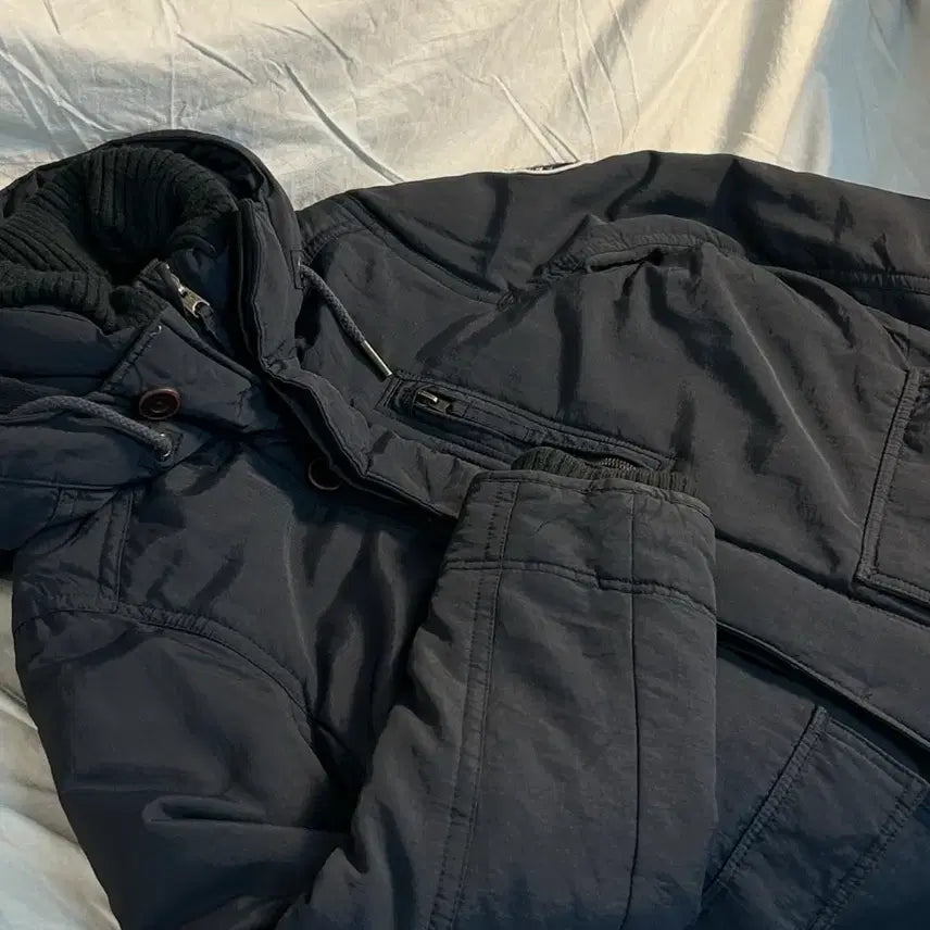 [BUNJANG] Abercrombie Y2K Patch Logo Padded Jacket / 아베크롬비 y2k 패치로고 패딩