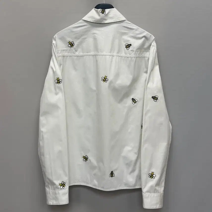 [BUNJANG] Dior x KAWS Bee Embroidered Shirt / 디올 x 카우스 꿀벌 자수 셔츠 ( 105~110 )