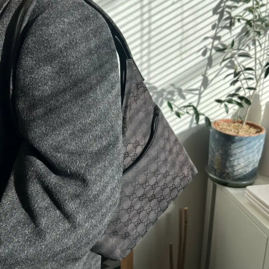 [BUNJANG] Gucci GG Jacquard Shoulder Bag / 구찌 GG 자가드 숄더백