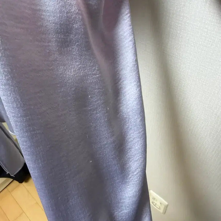 [BUNJANG] Satin Wrap Shirred Blouse / 새틴 랩 셔링 블라우스