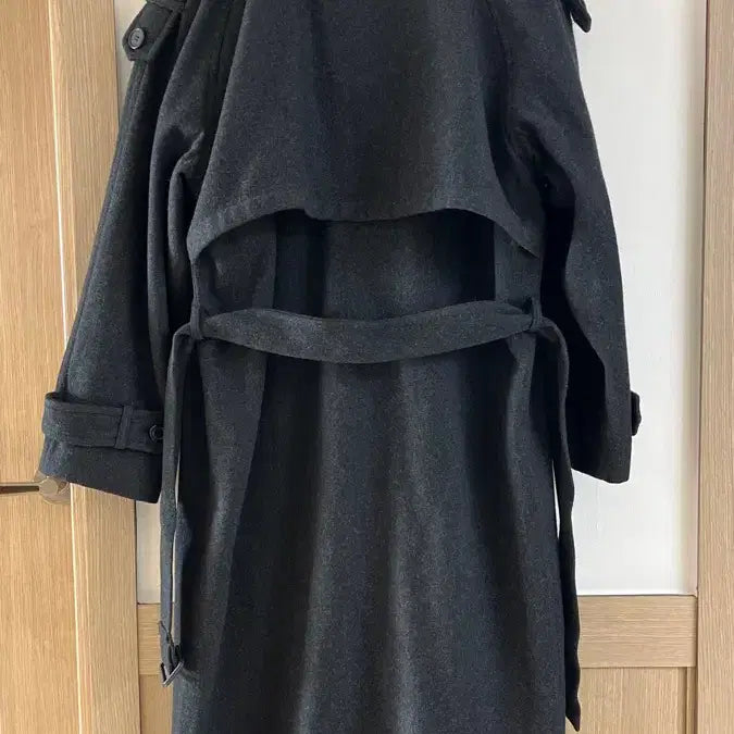 [BUNJANG] DANPOL Charcoal Trench Coat / DANPOL 차콜 트렌치 코트 Free