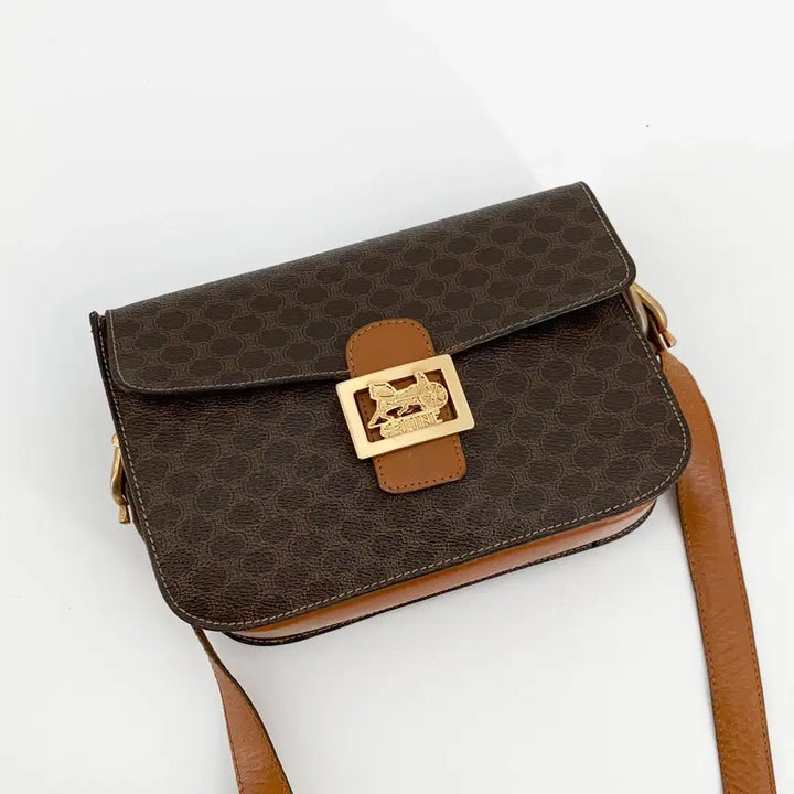 [BUNJANG] Celine Vintage Macadam Canvas Shoulder Bag / 셀린느 셀린 빈티지 마카담 캔버스 마차 버클 숄더백