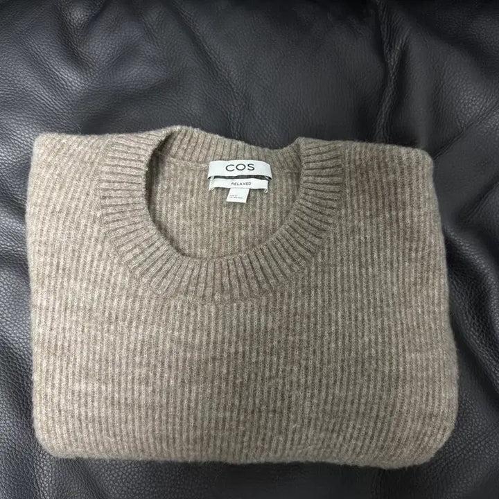 [BUNJANG] COS Knit Sweater M / COS 코스 니트 M