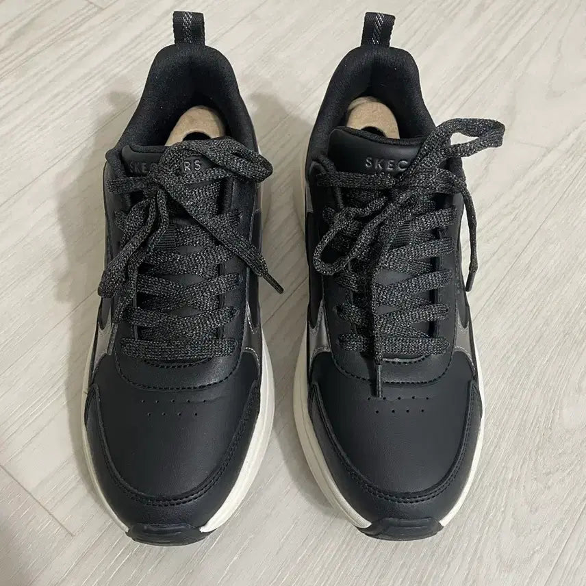 [BUNJANG] Skechers USA Hazel 2 Black / (240) 스케쳐스 USA 헤이즐2 블랙