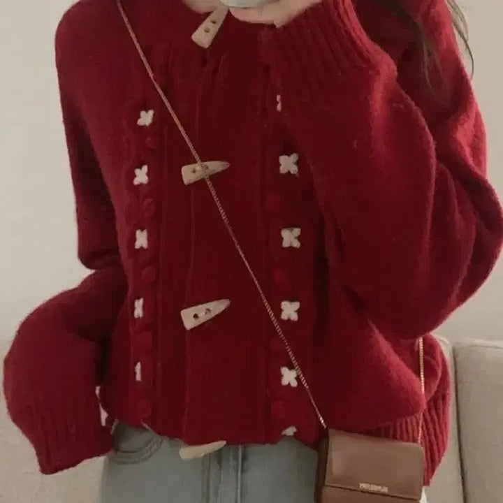 [BUNJANG] Vintage Pom Pom Cardigan / 빈티지st 폼폼 떡볶이 단추 가디건