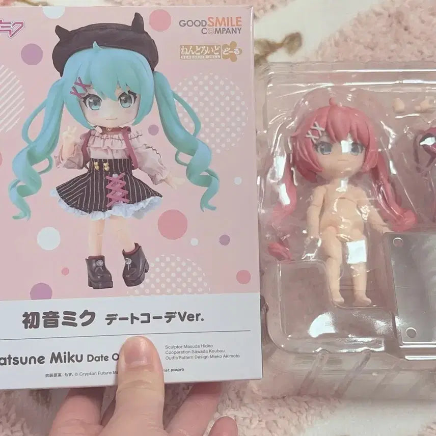 풀박) 미쿠 데이트룩 코디 넨도로이드돌 (도색ver)