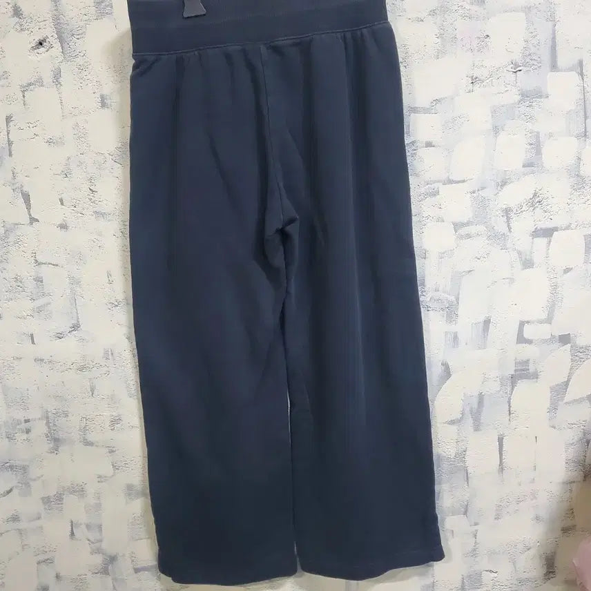 [SOLD OUT] 나이키  스우시 트레이닝 와이드 옆트임 팬츠 L