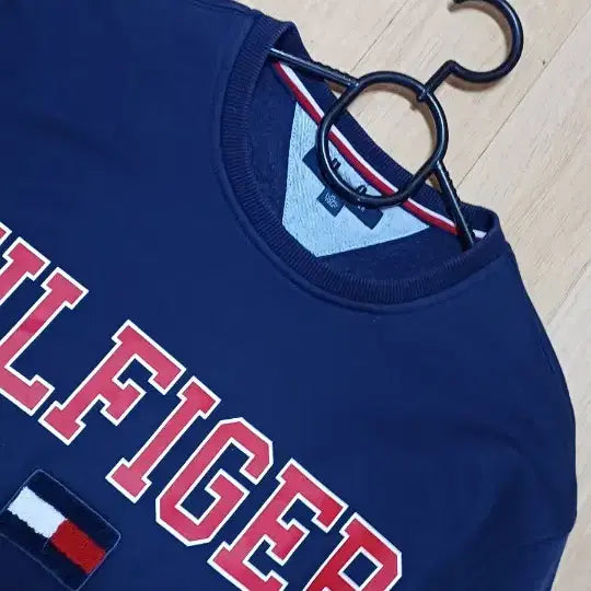 [SOLD OUT] 타미힐피거 남성 기모맨투맨