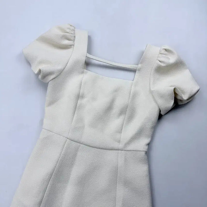 [BUNJANG] Ivana Helsinki Puff Sleeve Mini Dress / 이바나헬싱키 퍼프 슬리브 미니 드레스