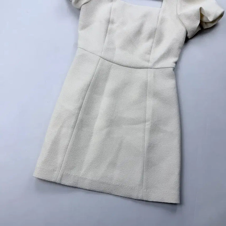 [BUNJANG] Ivana Helsinki Puff Sleeve Mini Dress / 이바나헬싱키 퍼프 슬리브 미니 드레스