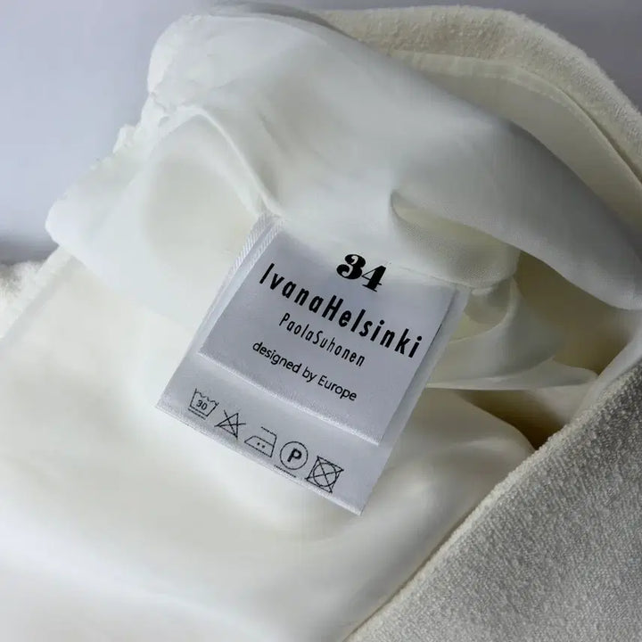 [BUNJANG] Ivana Helsinki Puff Sleeve Mini Dress / 이바나헬싱키 퍼프 슬리브 미니 드레스