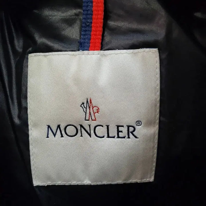 [BUNJANG] Moncler Goose Down Padded Jacket / 몽클레르 구스 패딩