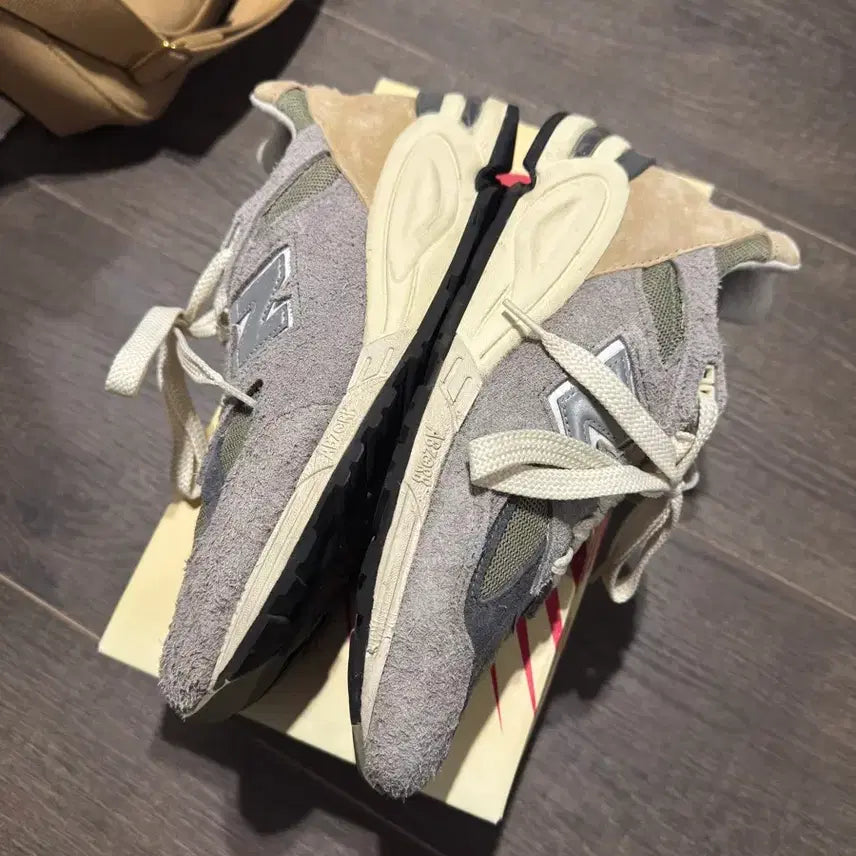 [BUNJANG] New Balance 990v2 Teddy Marble Sneakers / 뉴발란스 990v2 테디 마블 270