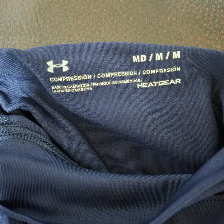 [BUNJANG] Under Armour HeatGear Long Sleeve Compression Shirt Bundle / 언더아머 긴팔 컴프레션(히트기어 M) 2개 일괄