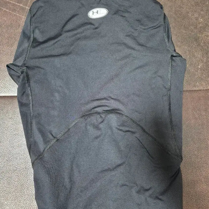 [BUNJANG] Under Armour HeatGear Long Sleeve Compression Shirt Bundle / 언더아머 긴팔 컴프레션(히트기어 M) 2개 일괄