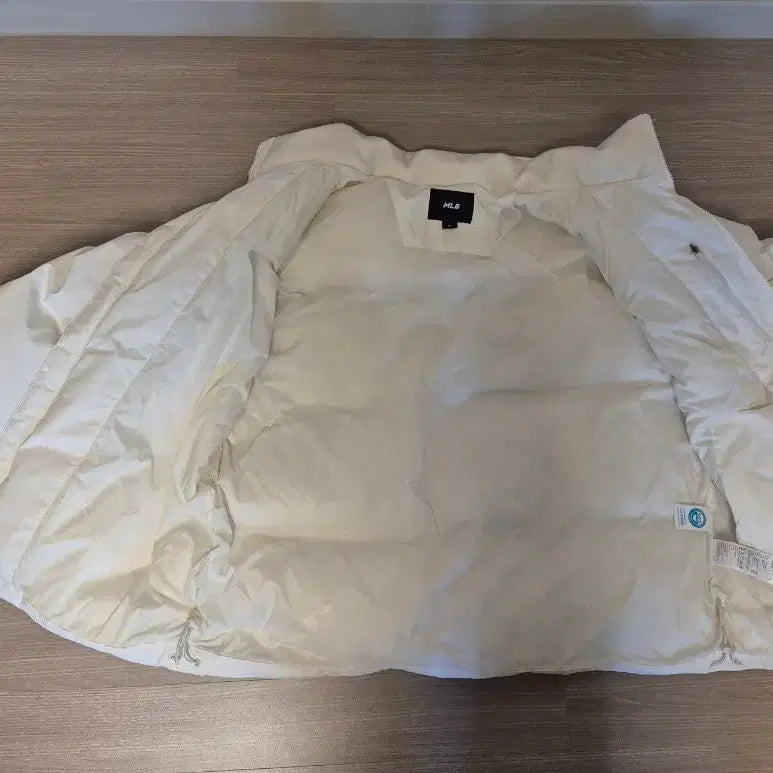 [BUNJANG] MLB New York Yankees Short Padded Jacket / MLB  패딩 105