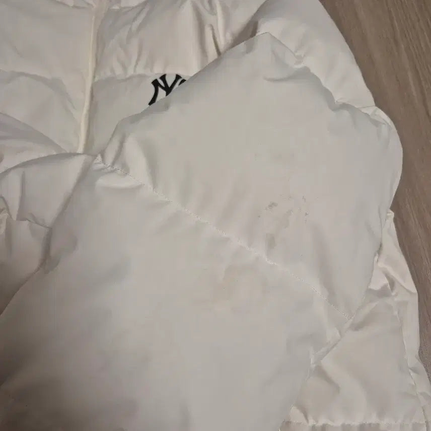 [BUNJANG] MLB New York Yankees Short Padded Jacket / MLB  패딩 105