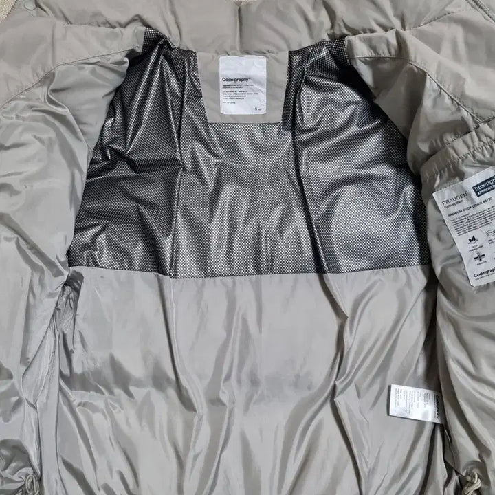 [BUNJANG] Code:Graphy Utility Short Down Padded Jacket - Unisex / (새제품)코드그라피 유틸리티 숏다운패딩. S. 라이트카키-남녀공용