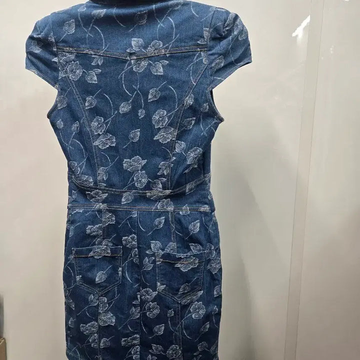 [BUNJANG] Egoist Floral Denim Dress / 에고이스트 꽃무늬 반팔 데님 원피스 66